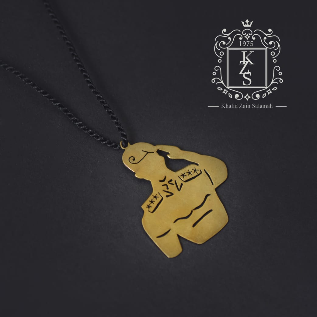 تعليقة سيارة فضة مطلية بالذهب موديل "جنودنا البواسل"